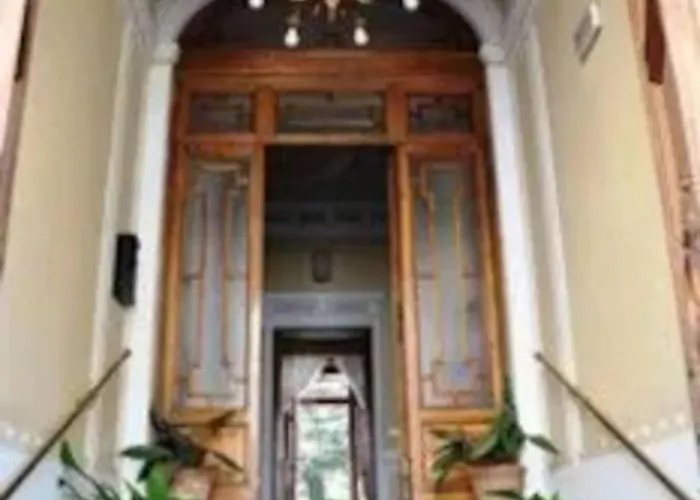 Guest house Casa Secchiaroli 3*