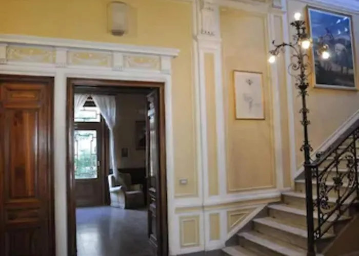 Guest house Casa Secchiaroli 3*