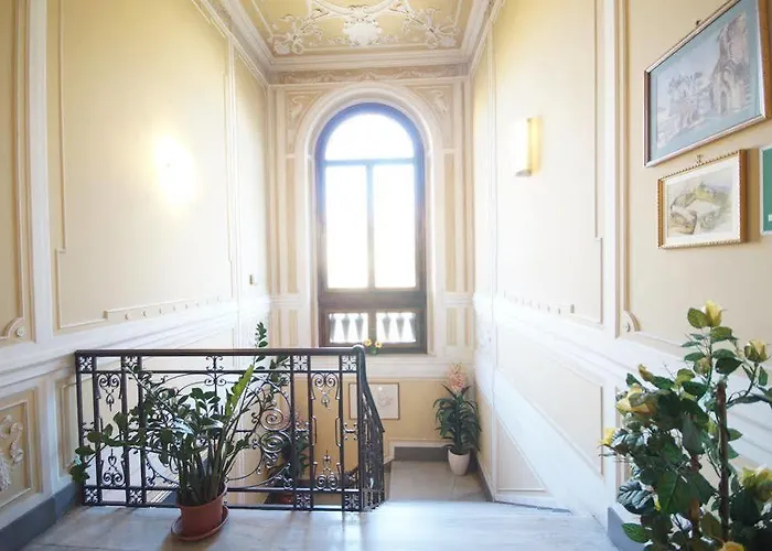 Casa Secchiaroli 3* Florence