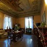 Vendégház Casa Secchiaroli 3*